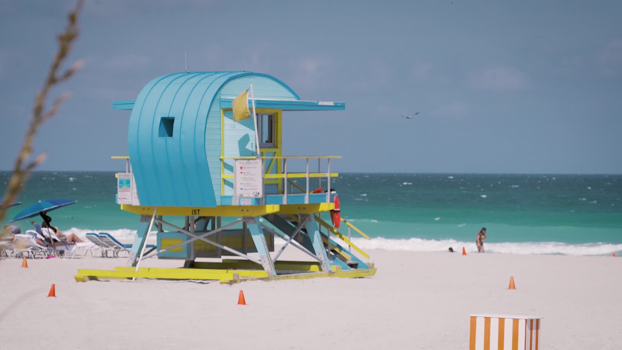 Pirelli Calendar | Postcards from Miami - 2019