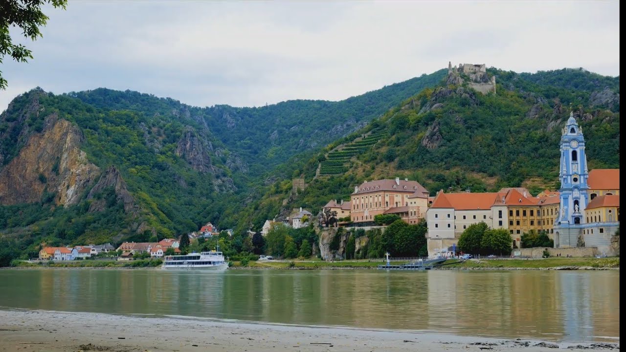 DÜRNSTEIN, WACHAU 4K (AUSTRIA)