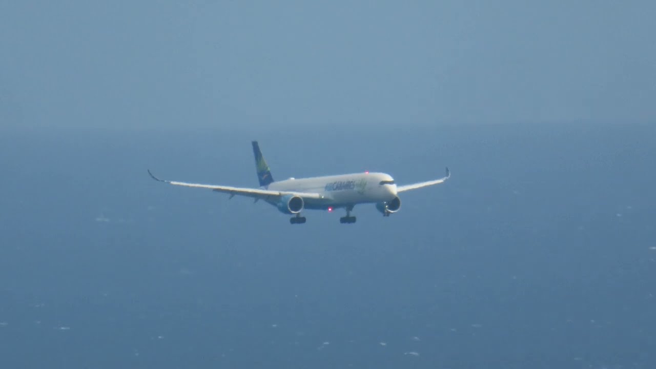Arrivée à la Réunion, Airbus A350-1000 Air Caraïbes ,F-HAJP