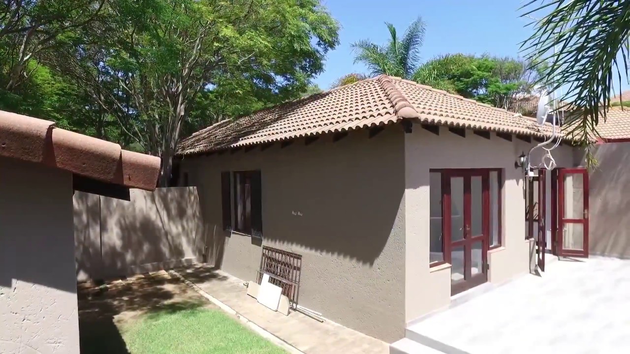 2 Bedroom Townhouse for sale in Gauteng | Johannesburg | Fourways Sunninghill And Loneh | T1104073