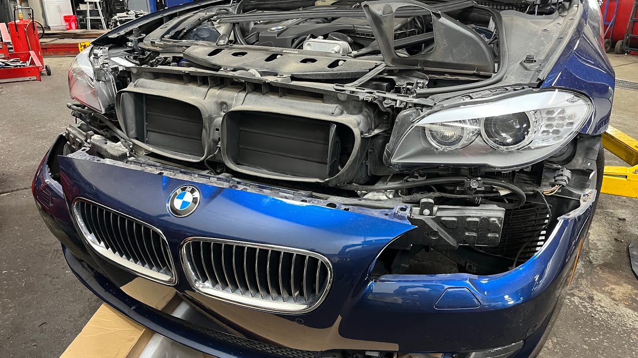 СНЯТИЕ ФАРЫ BMW 535I 2012 ГОДА