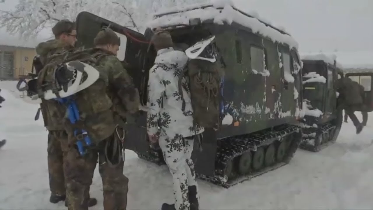 BUNDESWEHR IM EINSATZ: Weiße Massen erdrücken die Alpenregion