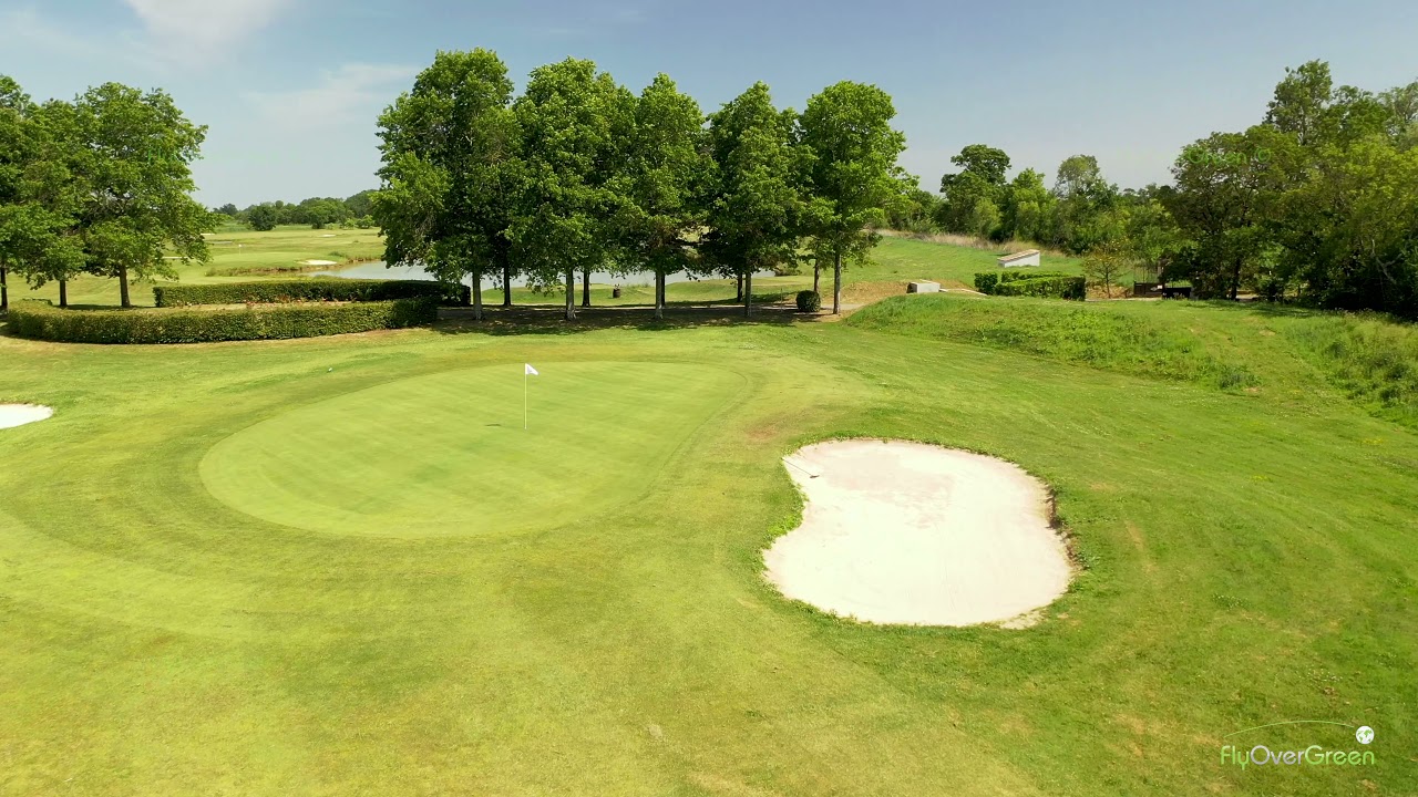 Garden Golf De Margaux - drone aerial video - Overview