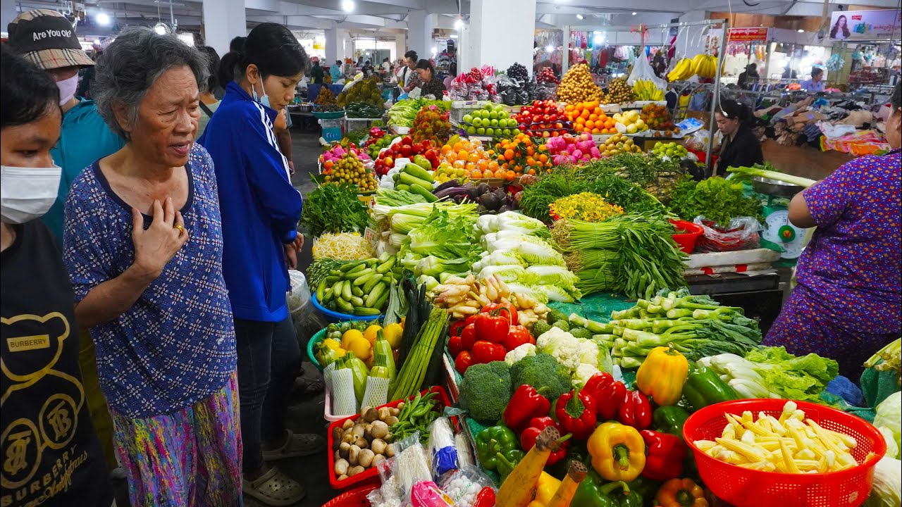 Amazing food market scenes, plenty of vegetables, fruits, meat and more