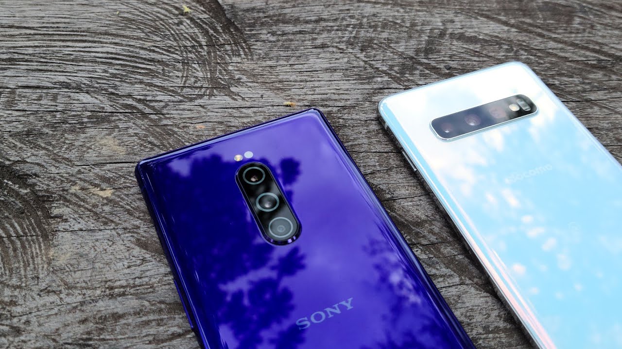 XPERIA 1 SAMSUNG S10 , LAYAR SPEAKER BAGUSAN MANA?