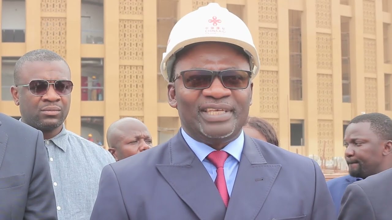 l'APCSC et l'ACGT visitent le centre culturel du Congo en construction à Kinshasa.