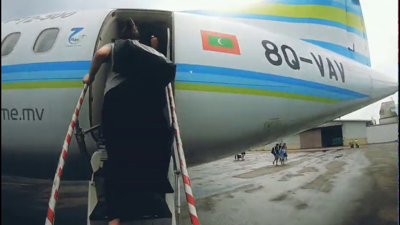FlyMe flight from Mal&eacute; to Maamigili Airport (🛬 Sun Island Resort & Spa)