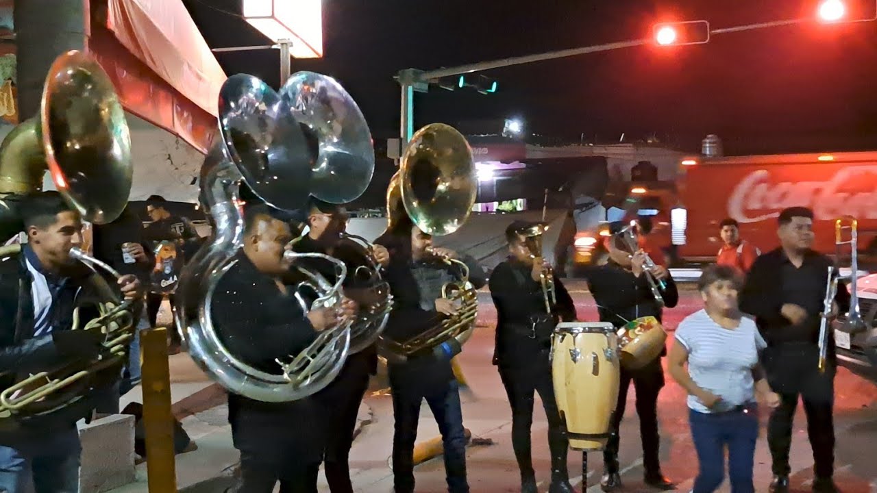 LLEGADA DE BANDA LA REYNA DE OAXACA 👑 A LA FIESTA PATRONAL 2024 SAN SEBASTIÁN ETLA OAXACA