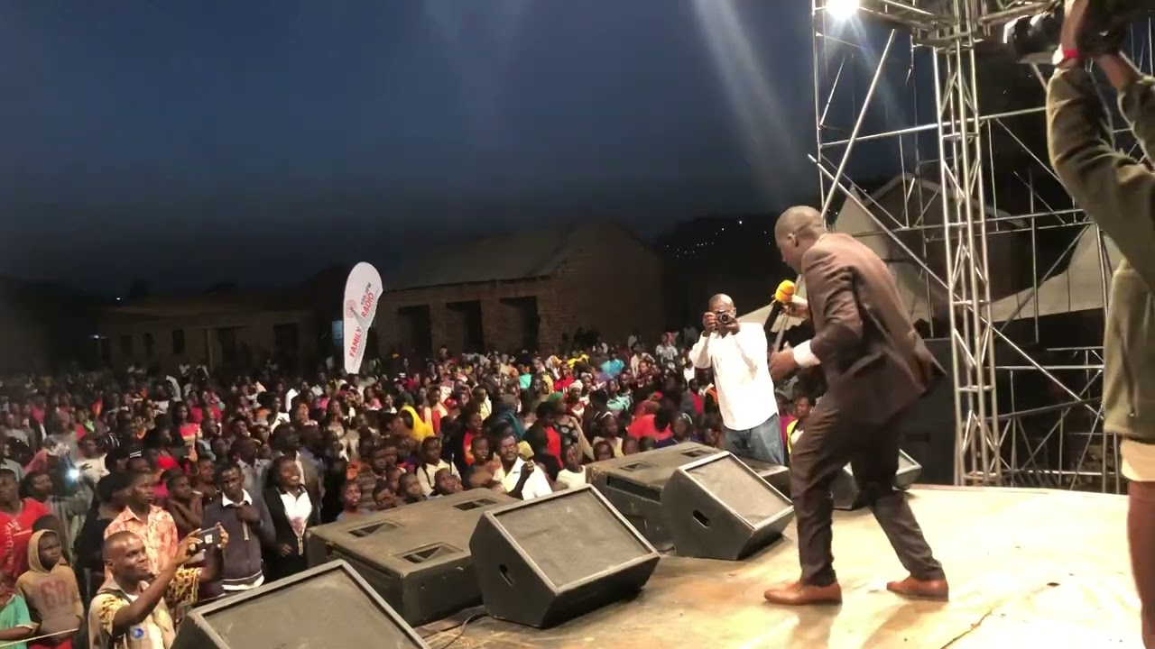 Pastor Ssenyonga Robert performing Nkwekute in Kasokoso crusade