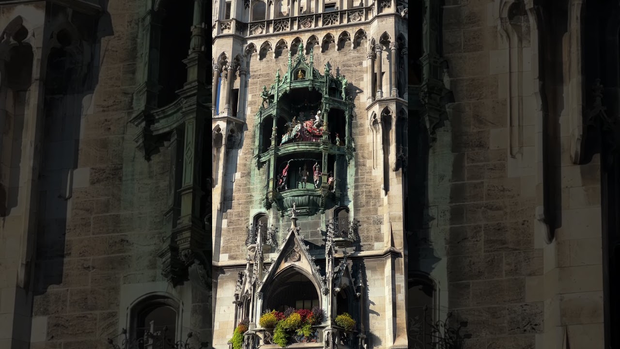 The Glockenspiel at Marienplatz, Munich, Germany