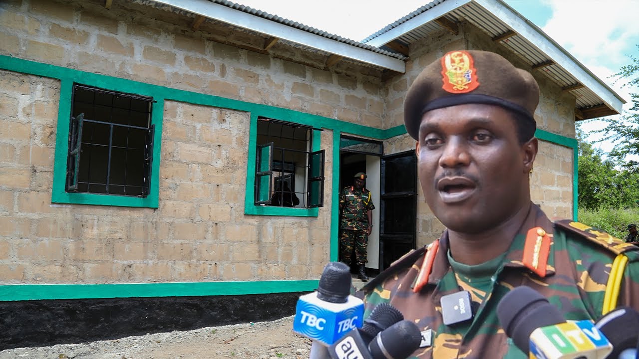 JKT WAONGEZA KASI YA UJENZI NYUMBA 2500 MSOMERA,KAMANDA AFUNGUKA  