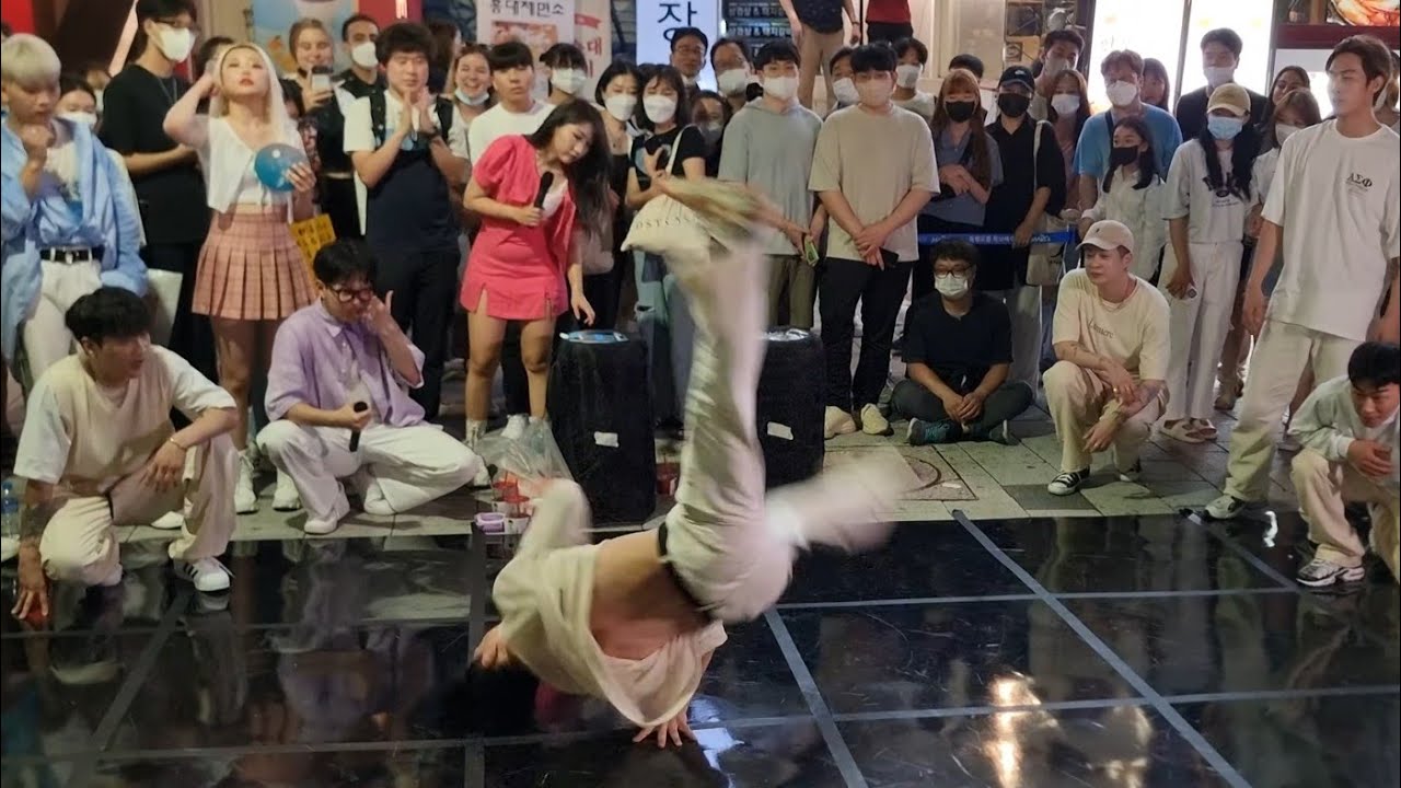 위트(W.I.T)/ 비보이댄스(b-boy dance) 홍대 다이아나팀과 위트팀 연합공연