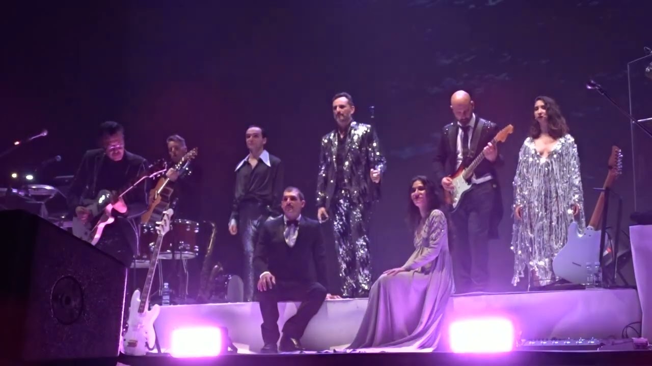 MASTODONTE - Nunca serás más joven de lo que eres hoy - Live @Victoria Eugenia Antzokia