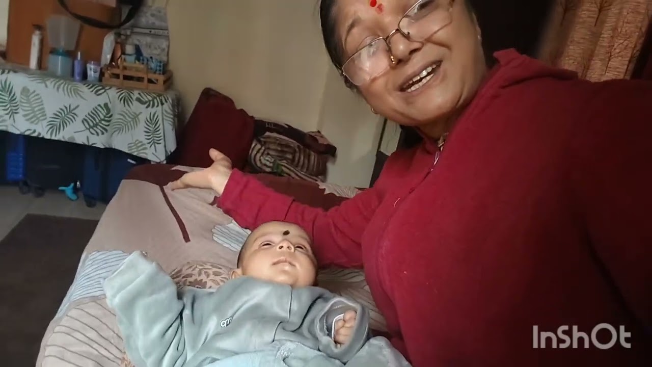 हमारे दोनों बच्चों के बच्चों की पहली होली मेरी दीदी ने मनाई हमारे निवास स्थान मैं होली🙏❤️🙏