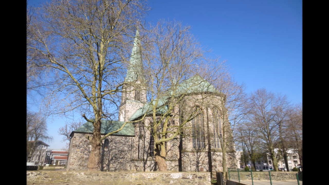 Wallenhorst (D-OS), (Neue) kath. Pfarrkirche St.Alexander, Vollgel&auml;ut (Tonaufnahme)