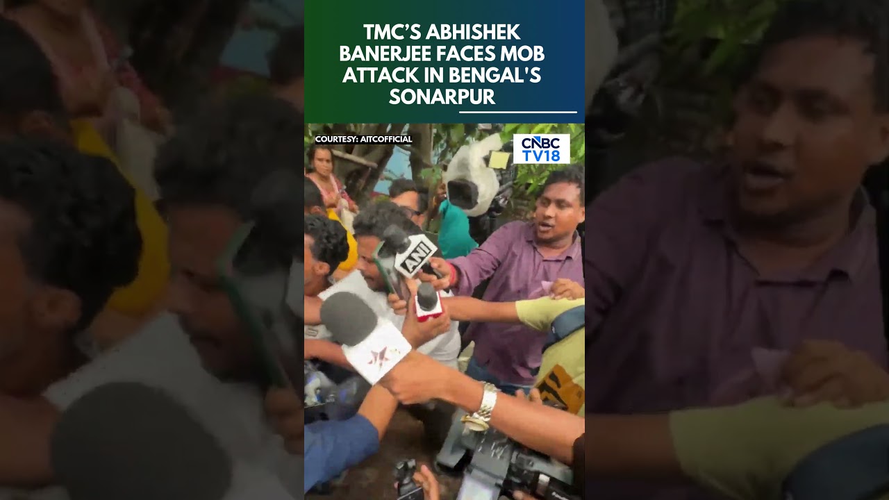 WATCH: TMC Leader Abhishek Banerjee Attacked By Mob In West Bengal's Sonarpur | N18G