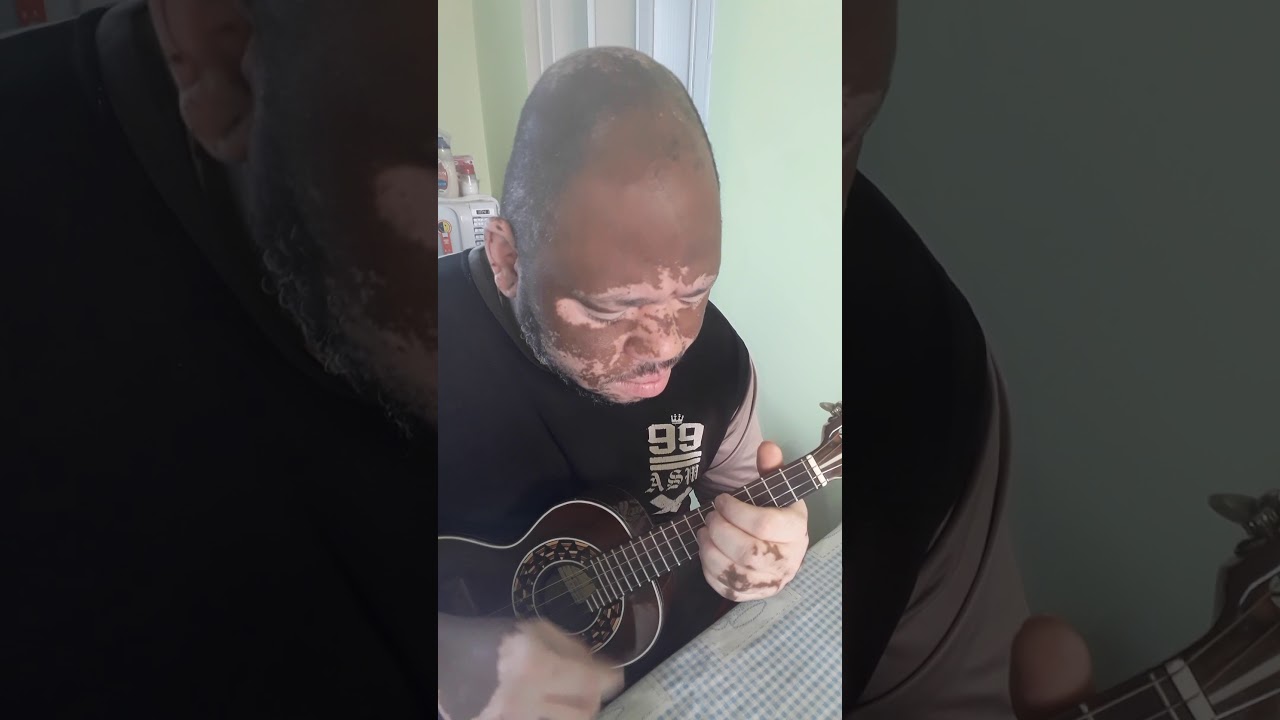 Adolescente no Amor- Belo - Cavaquinho (21)97614-2077