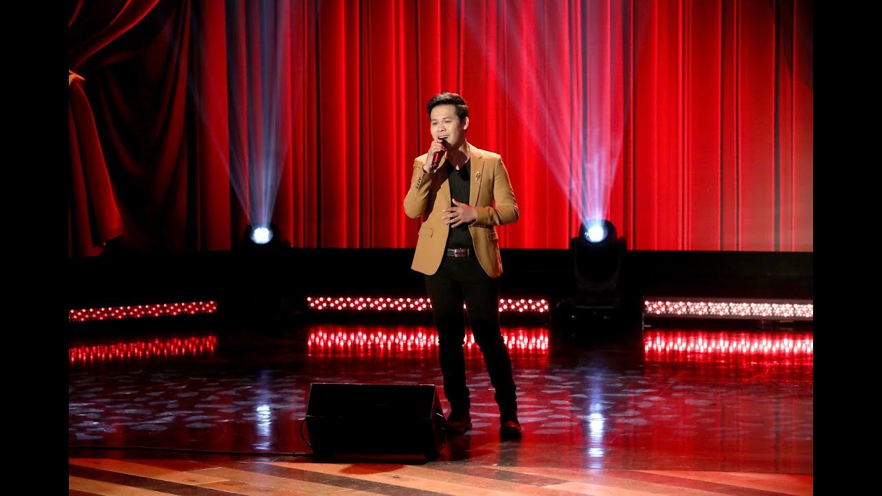 Marcelito Pomoy Sings Both Parts of ‘Beauty and the Beast’