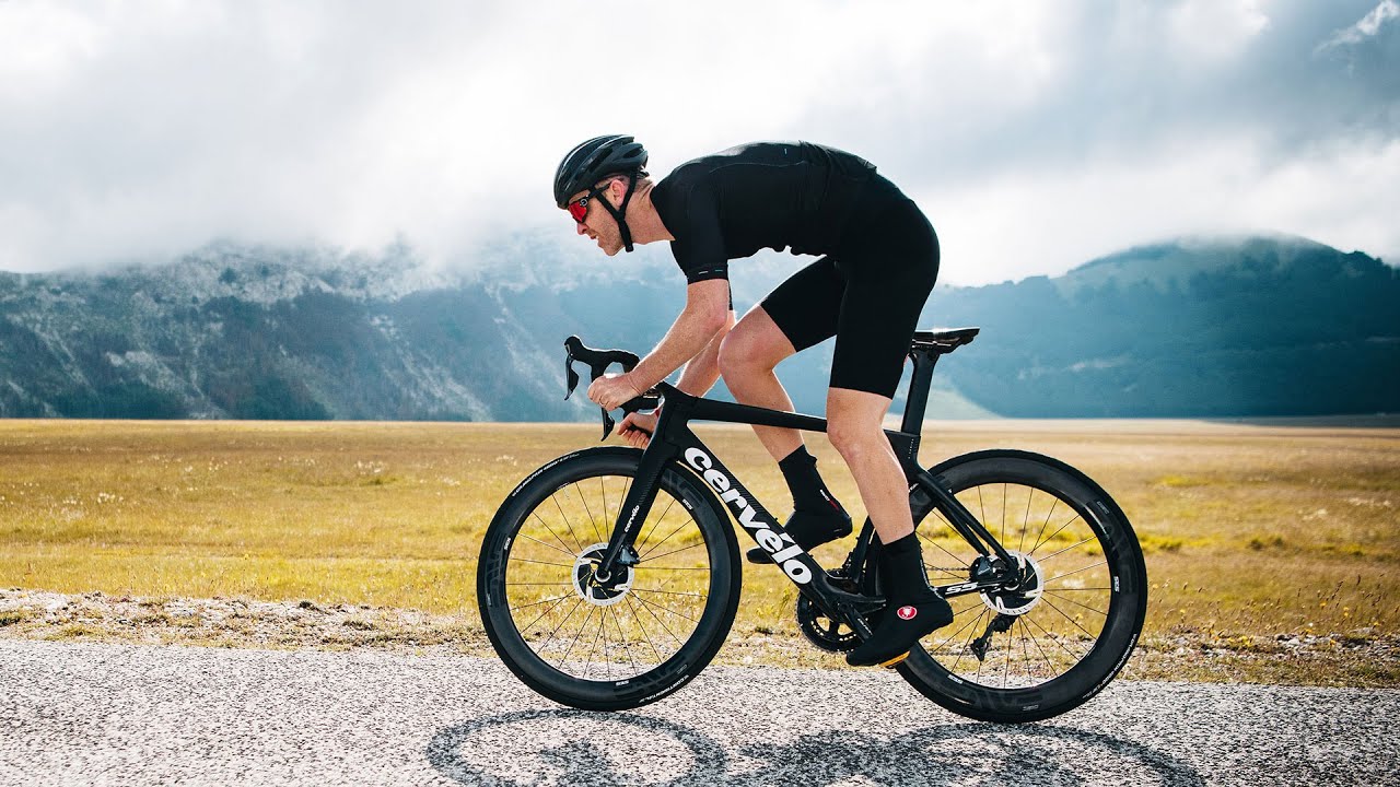 Cervelo S5 Disc Aero Road Bike 2019 - A closer look with Philip Spearman | Sigma Sports