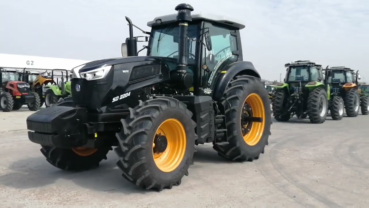SHENGTUO ST2204 Tractor (220hp, 4wd, Shangchai engine,Maxam width tyre)