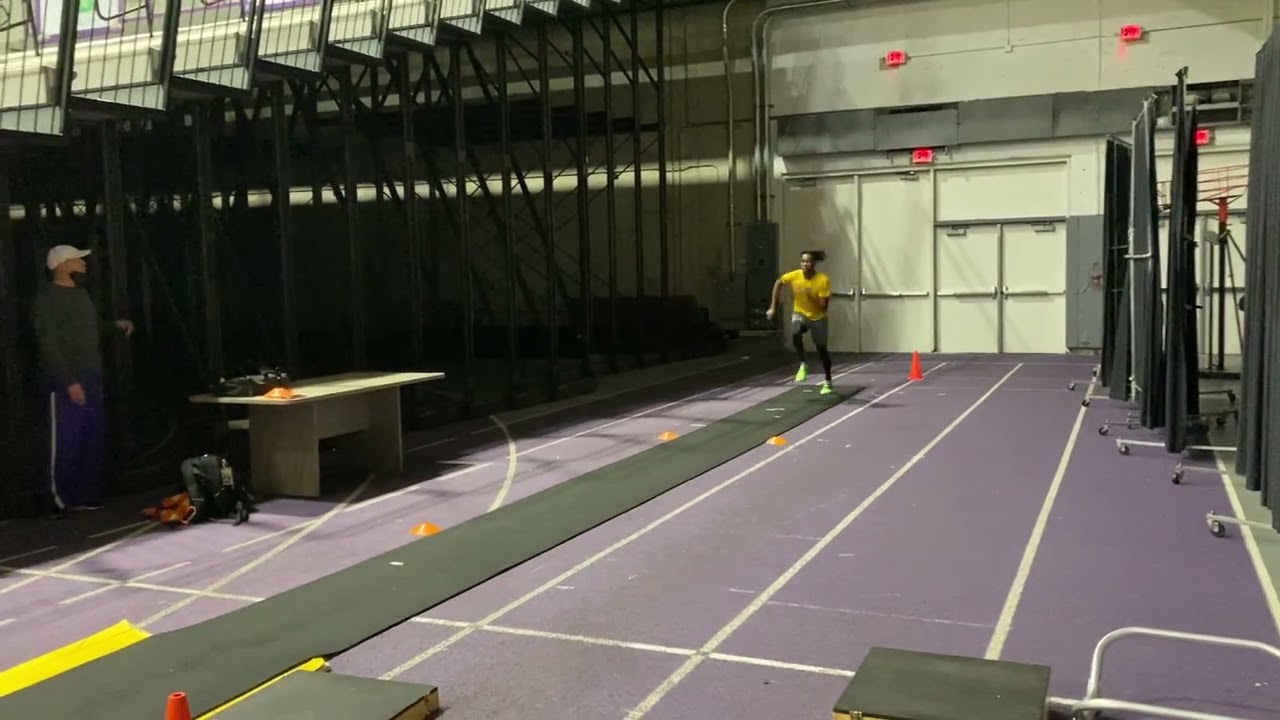 Short Approach Triple Jump #trackandfield #triplejump #bounds #fypp 