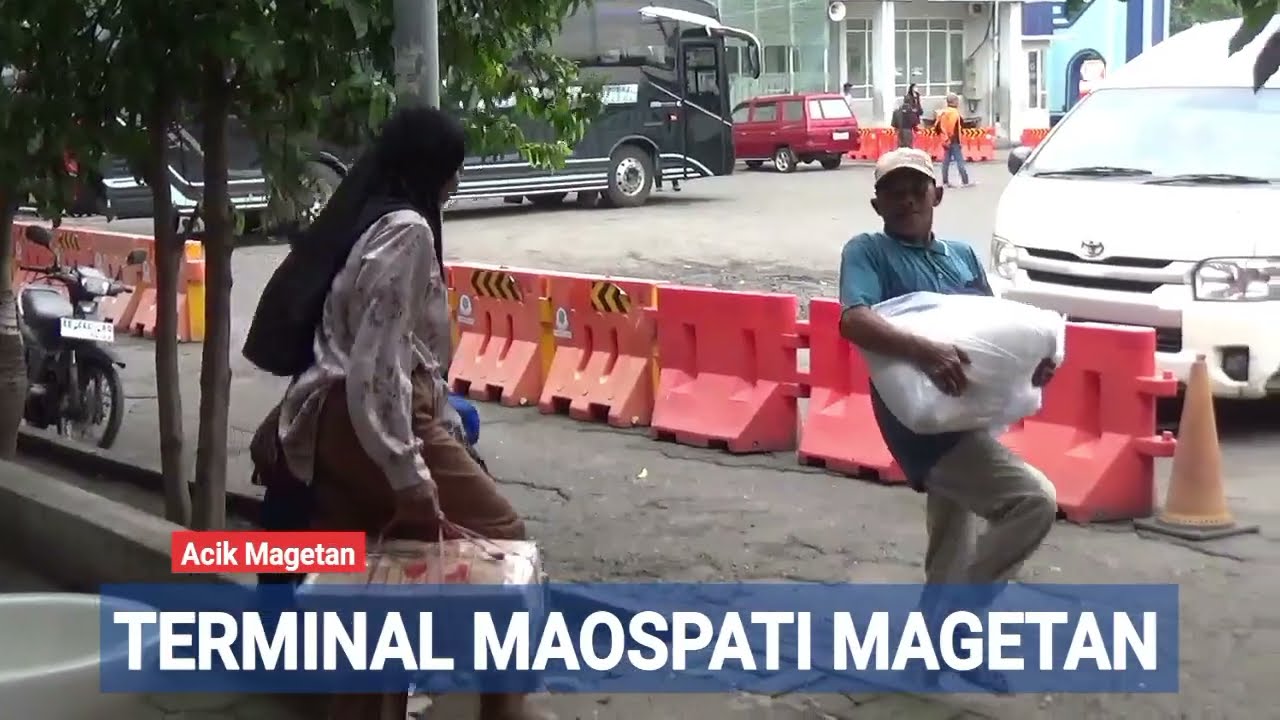 Full Banyak Barang Bawaan Penumpang Bus Harapan Jaya Terminal Maospati Magetan