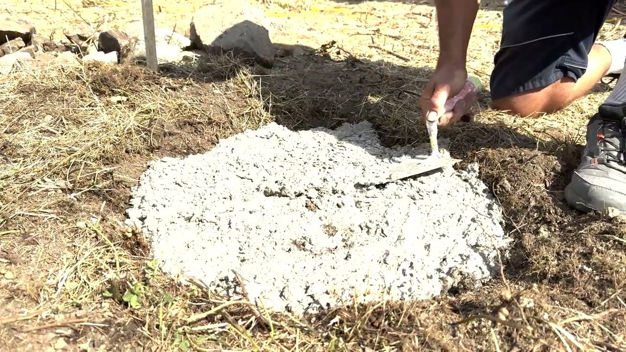 Comment créer un plot cyclopéen avec de la chaux et du sable par Noël Delwick