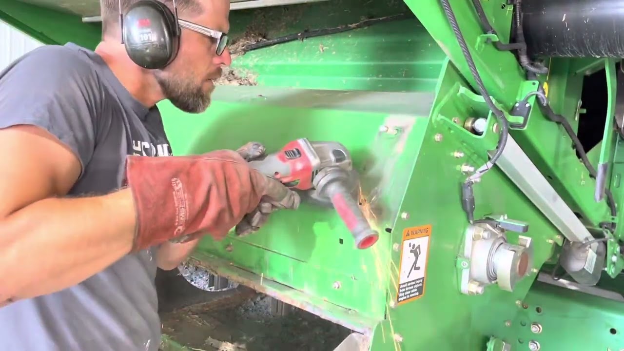 John Deere Advanced PowerCast Tail Board Repair