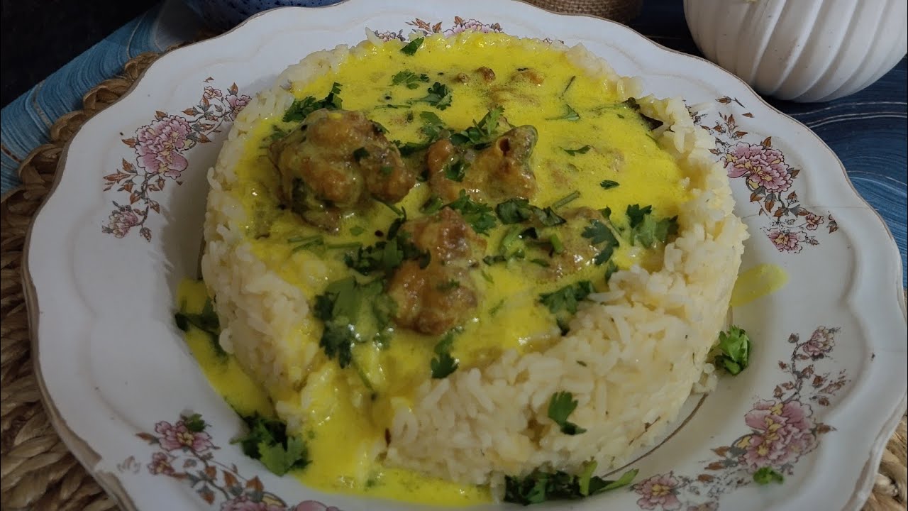 Dahi ki kadi with masoor dal khichdi🍲
