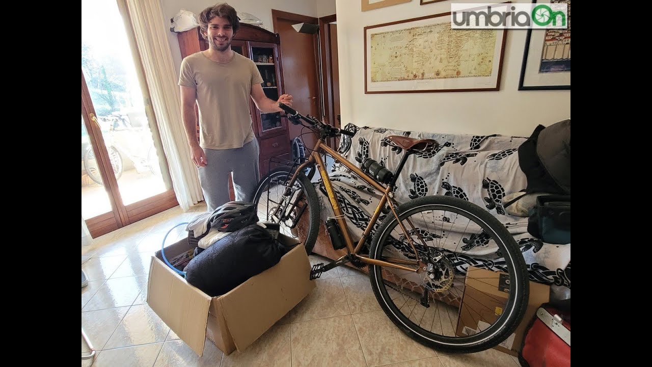 Terni, Lorenzo Barone pronto per l'ennesima impresa: lo attendono oltre 29 mila chilometri in bici