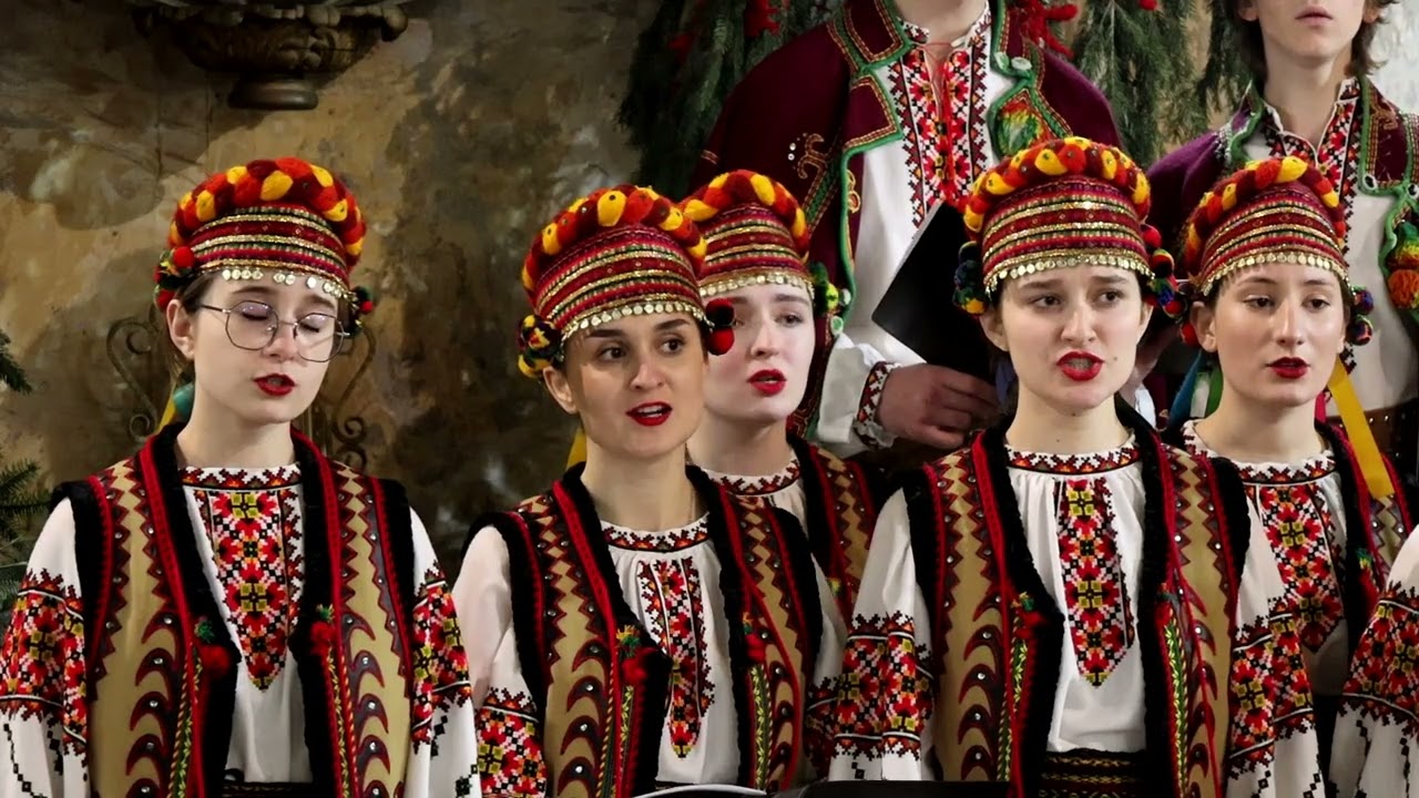 Народний ансамбль пісні і танцю «Черемош» Львівського національного університету ім. І. Франка