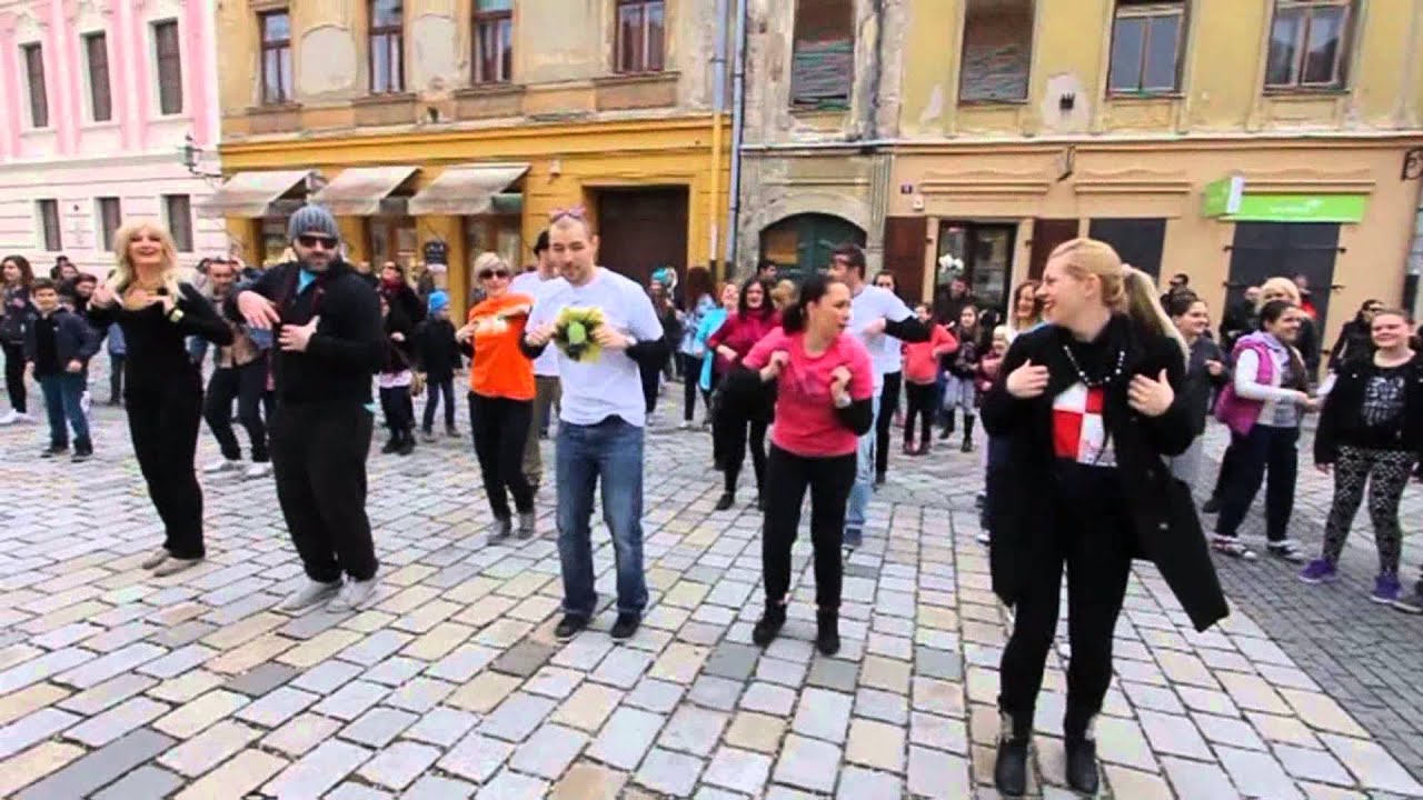 Pharrell Williams - Happy ( Varaždin, Croatia - KUD HŽ Varaždin)