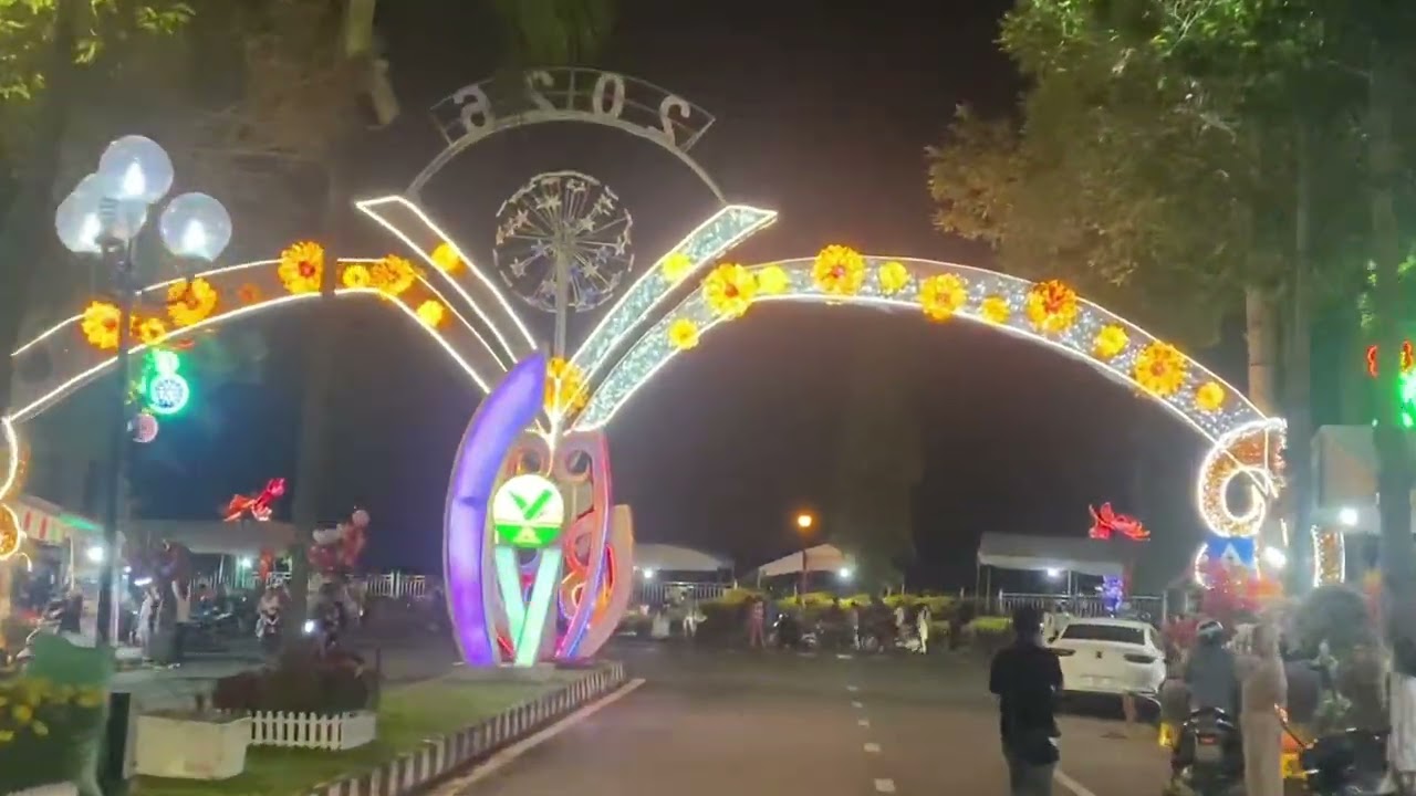 Nhộn Nhịp Ngày Tết 🇻🇳