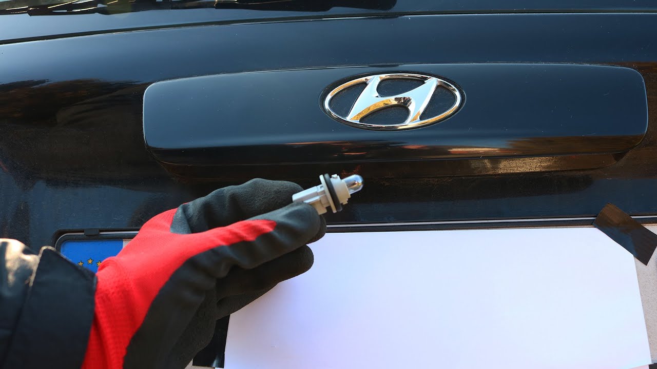 Hyundai Getz - License Plate Light Bulbs Replacement