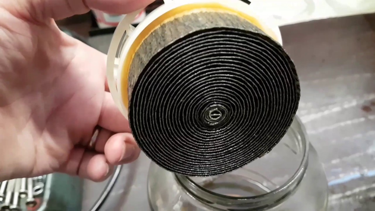 Dirty Diesel filter Toyota Landcruiser 200 series
