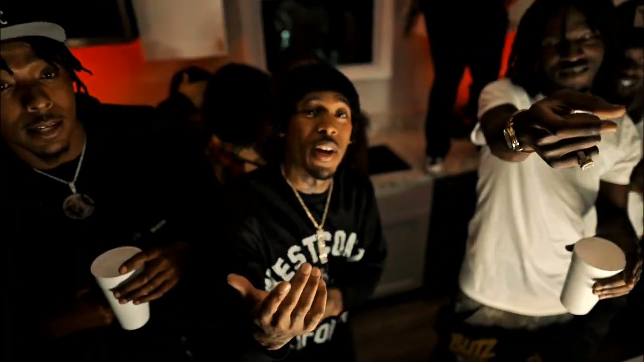 Traystro - Go Girl (feat. Kese & Potlyfe Rondo) [Official Music Video]