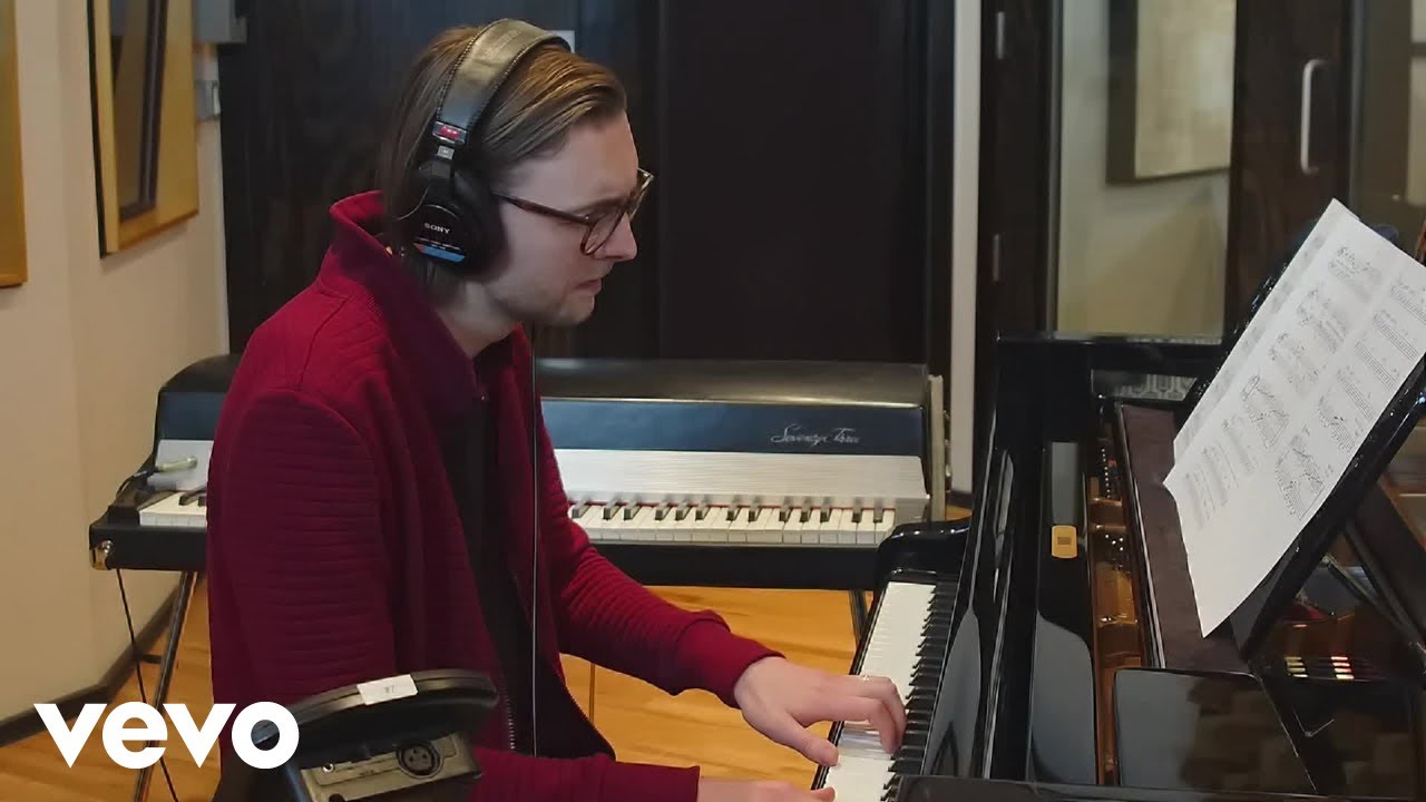 Marius Van Den Brink - The Lion ft. Willie Jones III
