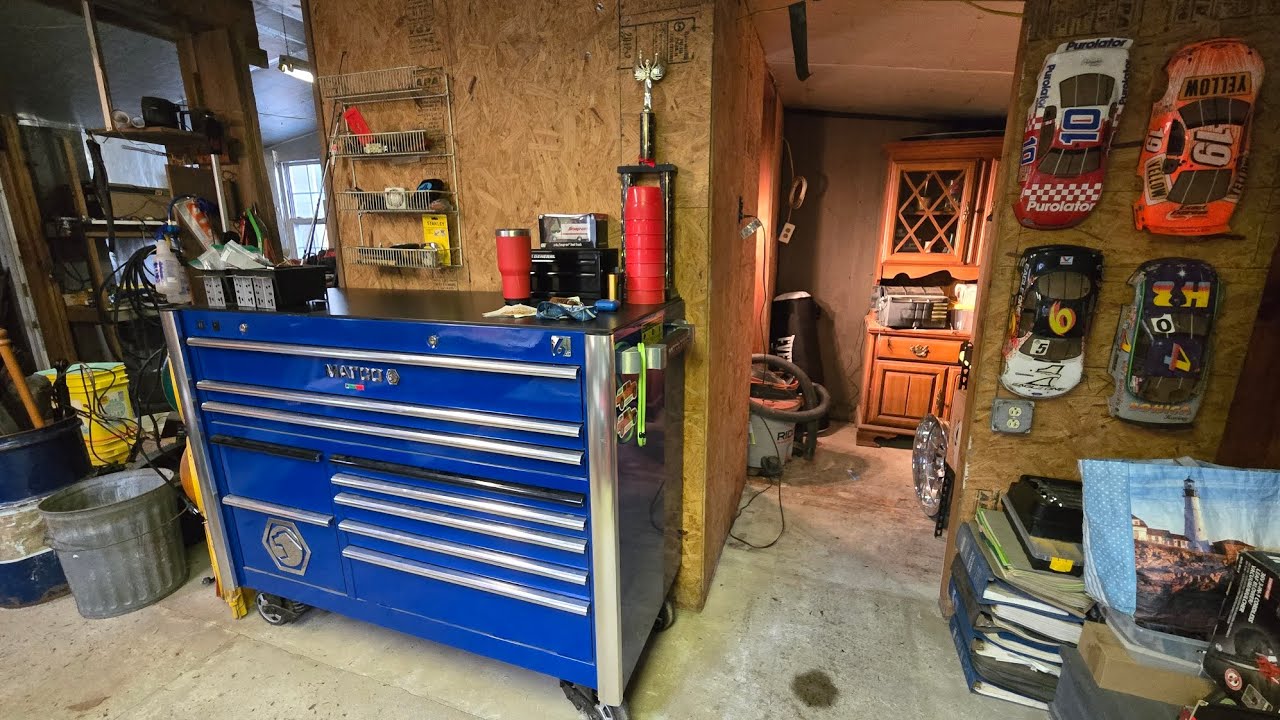 ABANDONED GARAGE UPDATE 7 + HOUSE TOUR