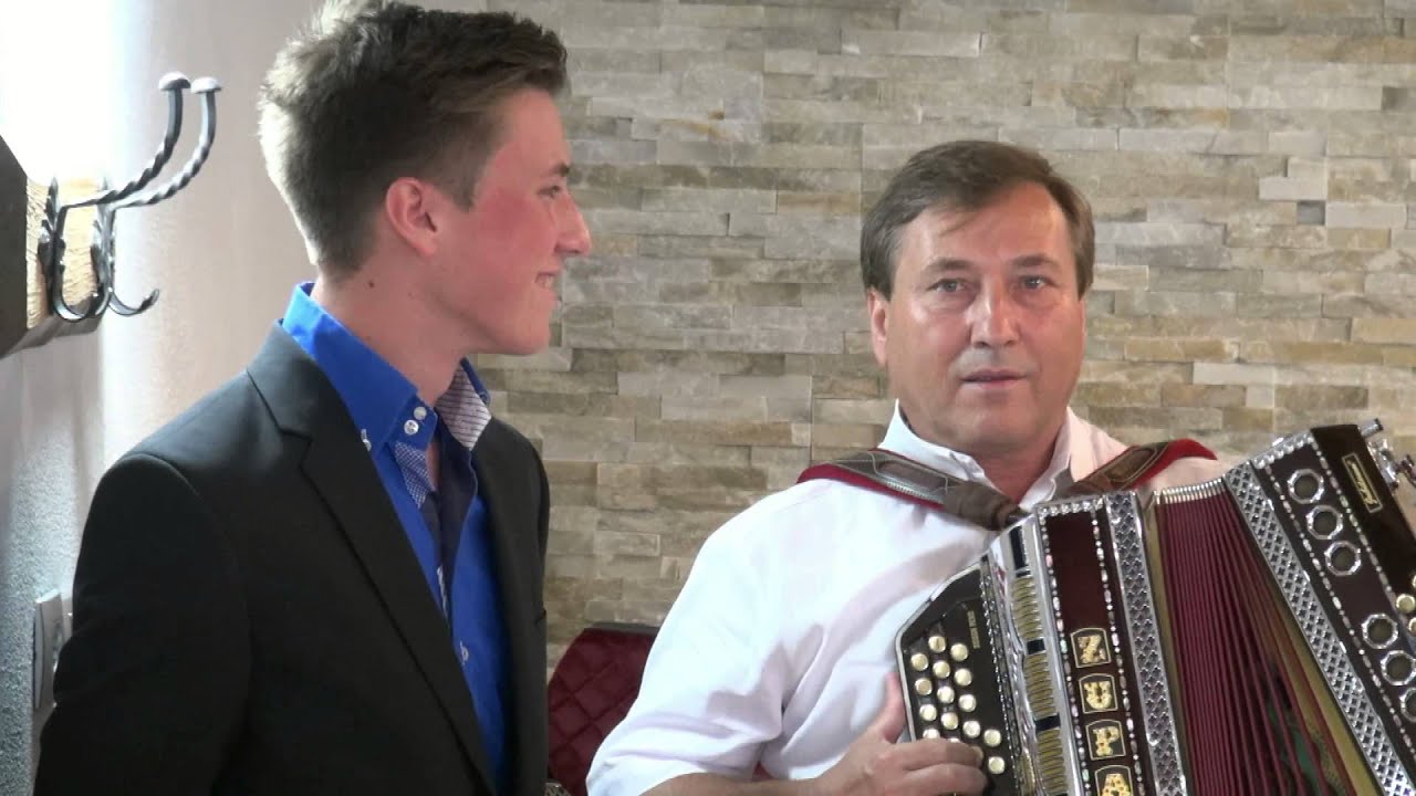 Branko in Matej Mešl-Med cvetlicami po logu  (v živo)