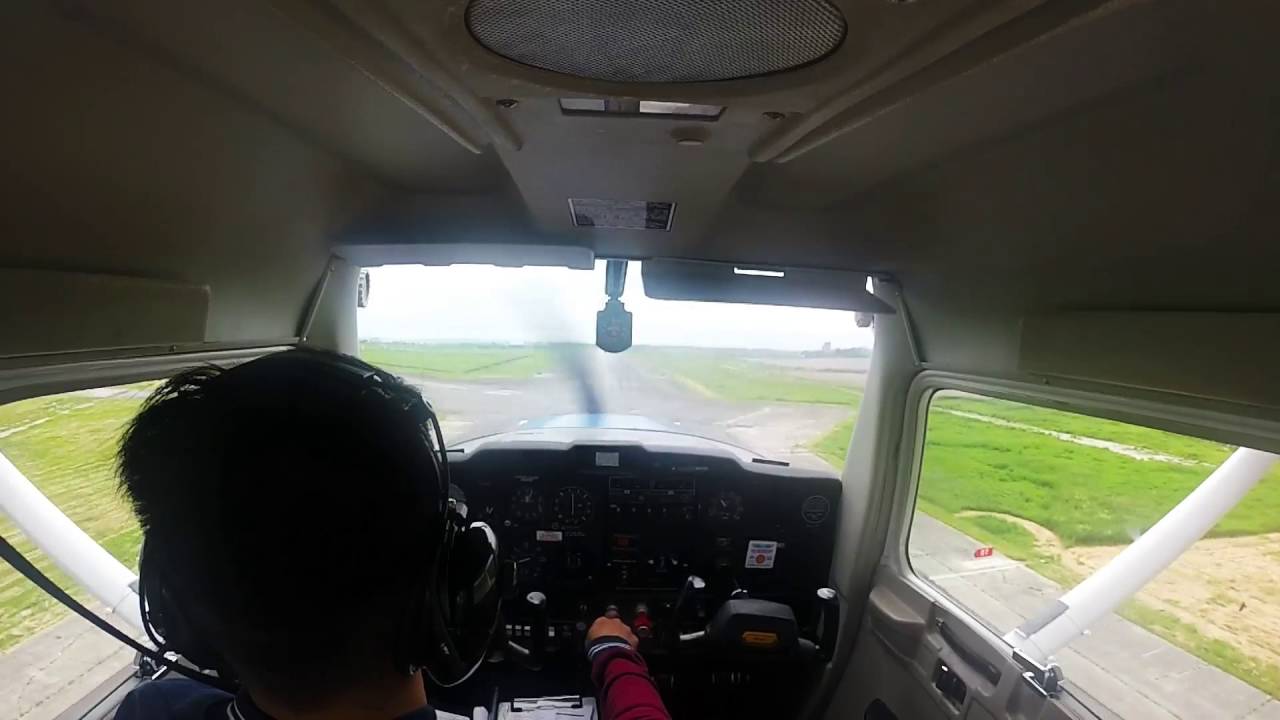 My First solo on cessna 152 FIBX. Boundary Bay Airport czbb