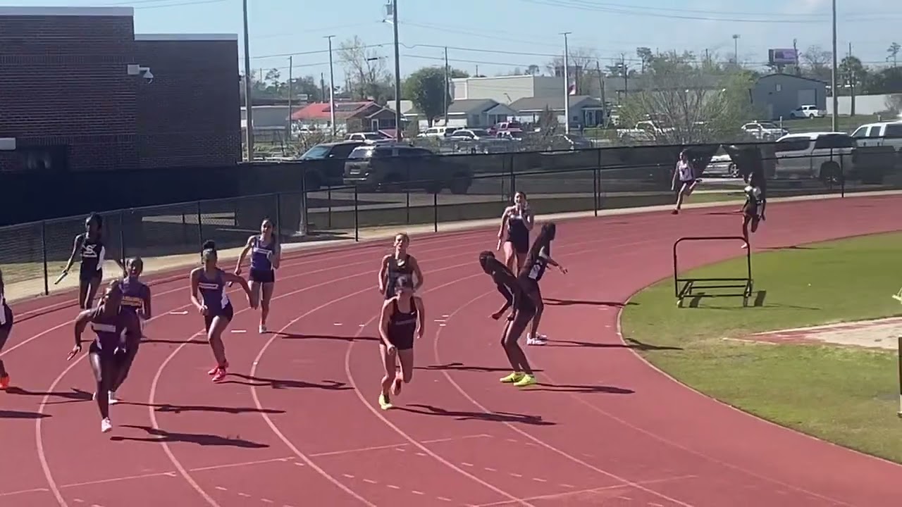 4X100 relay 3rd leg 2025
