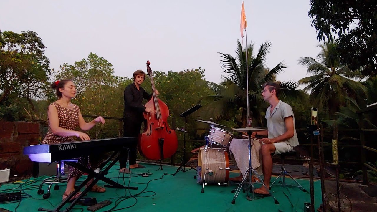 Coffee by Chaikovsky - Goa jazz version