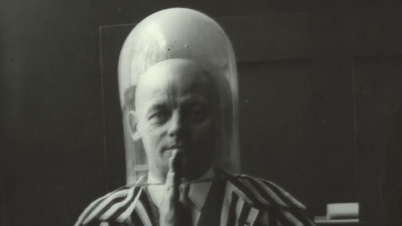 Exploring the Costume in Oskar Schlemmer's Triadic Ballet