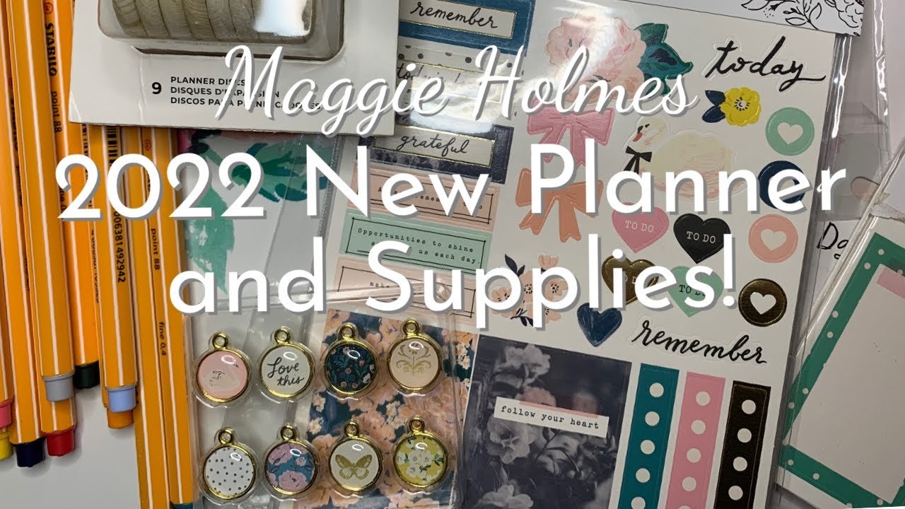 New Planner For 2022!  Maggie Holmes Day To Day!! 😍