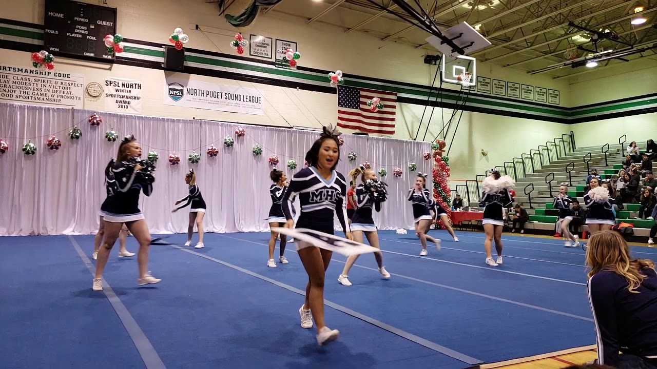Meadowdale Mavericks cheer team 12.15.18