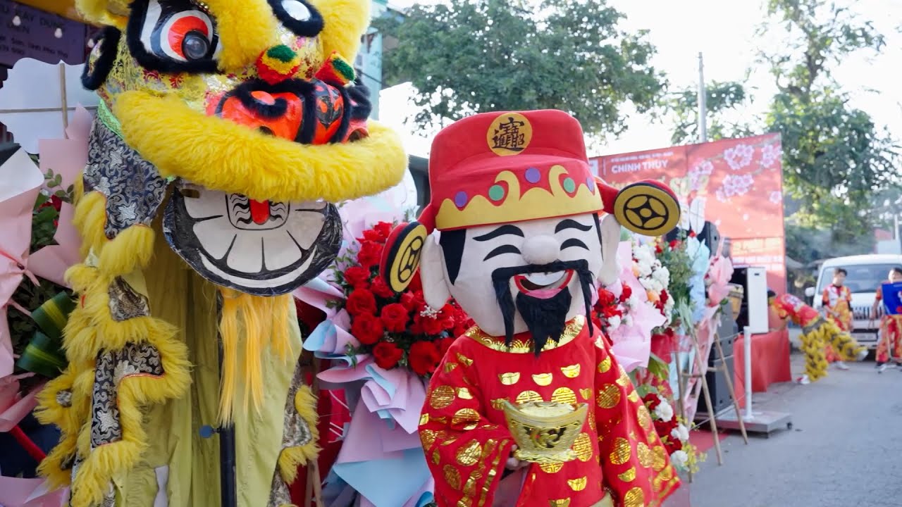 Khai trương Siêu thị Chính Thuỳ to và đẹp nhất huyện Lạc Sơn - Hoà Bình cũ