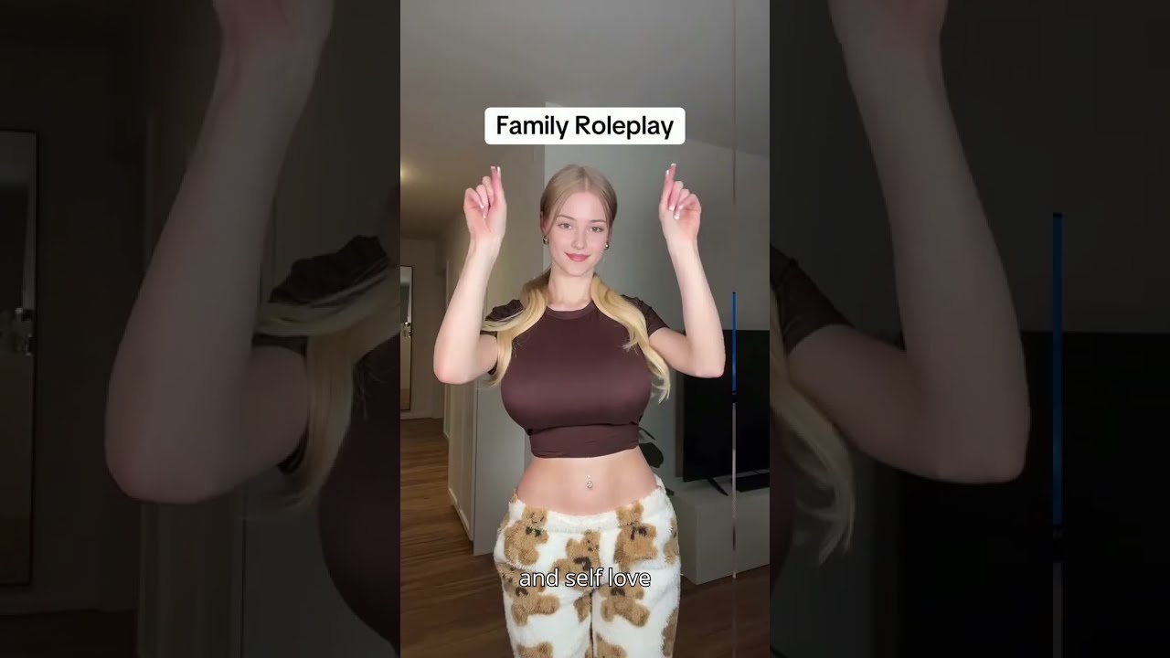 LiilyBrown – Curvy Plus Model Redefining Beauty, Confidence & Self-Love