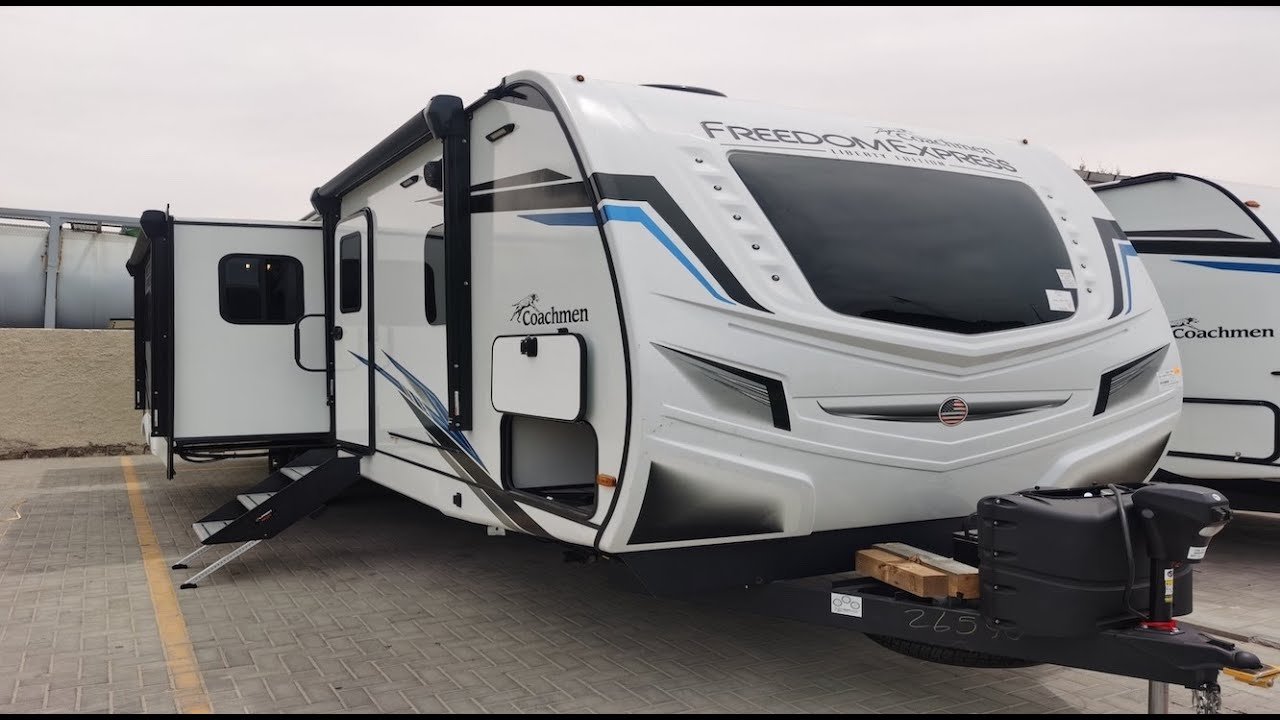 COACHMEN FREEDOM EXPRESS 326BHDSLE LIBERTY EDITION TRAVEL TRAILER