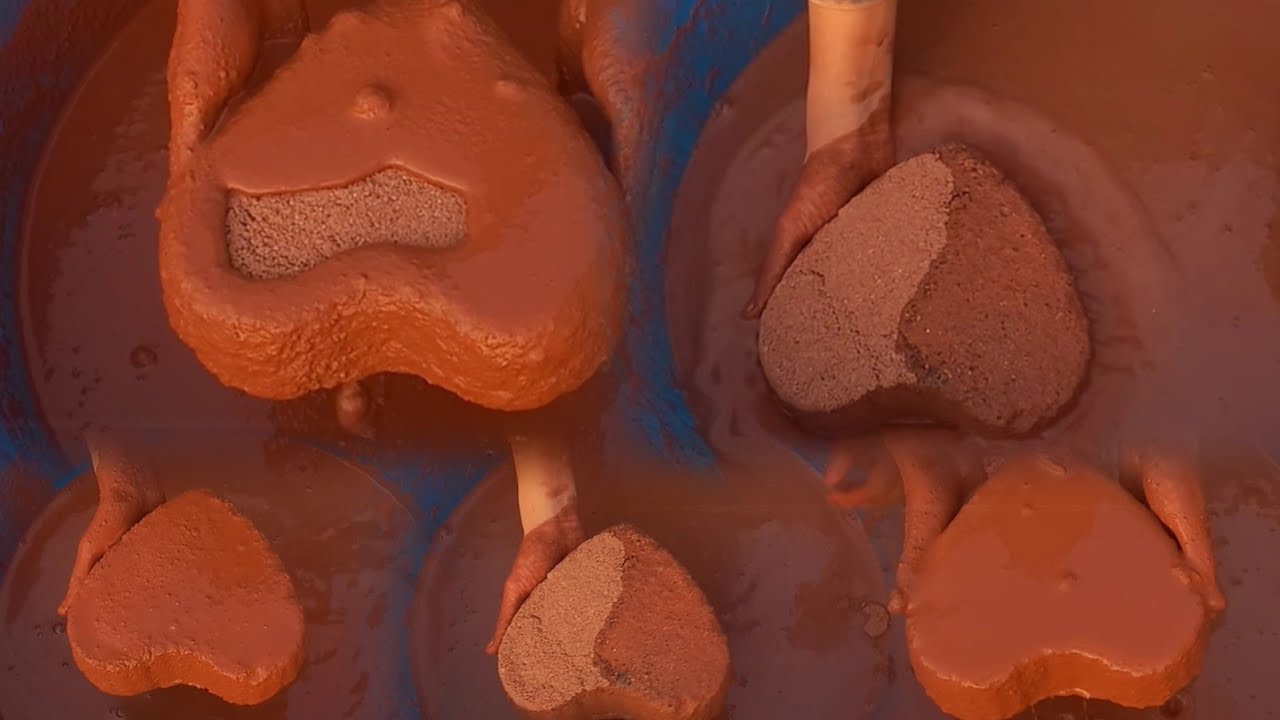 New💐 || Hearts ❤️of pure Reddirt crumbling and dipping in lots of Water #asmr #insane