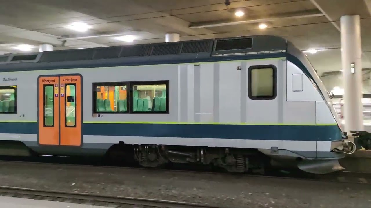 Norwegian trains / june 2023 / GoAhead-VY-Flytoget-Sjnord-Kolumbus